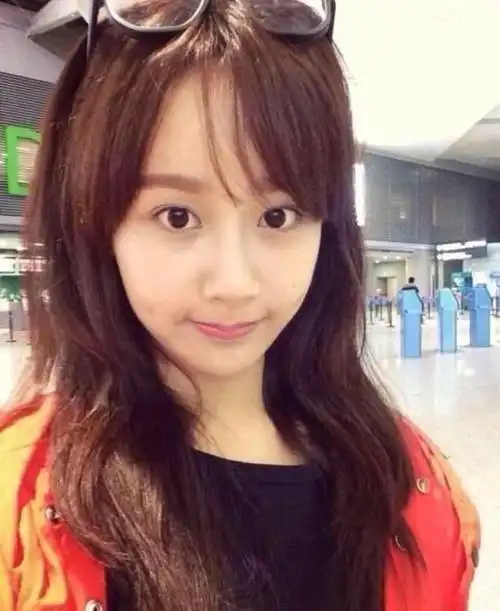 《家有儿女》再续前缘,杨紫高亚麟感动重逢!