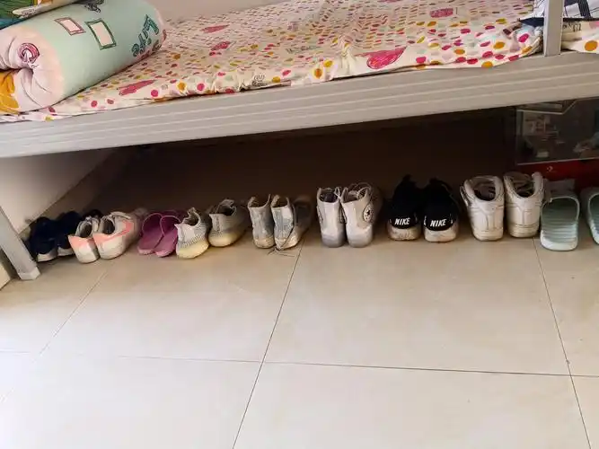 12.27日书香苑女生宿舍检查