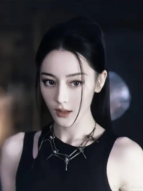 迪丽热巴打戏流畅度##迪丽热巴深v白裙##迪丽热巴代言dnf