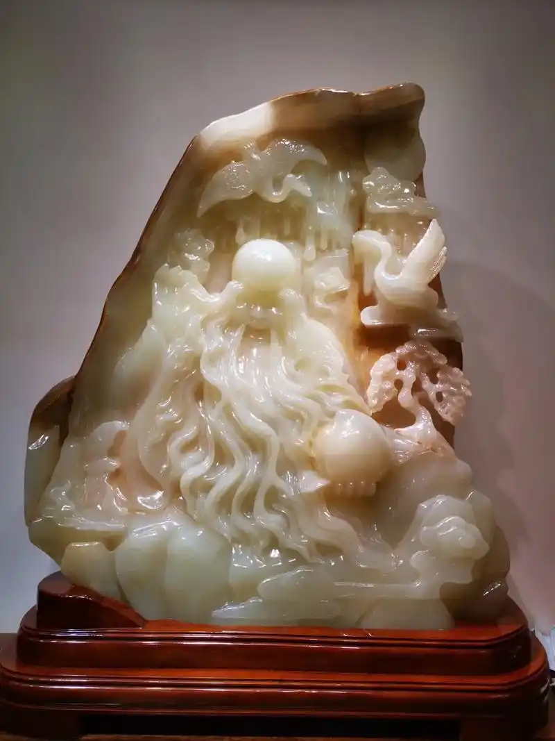 俏色巧雕绝品大寿星