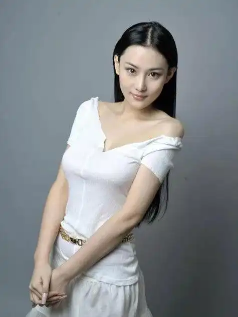 张馨予绝美身材惊艳妩媚性感迷人