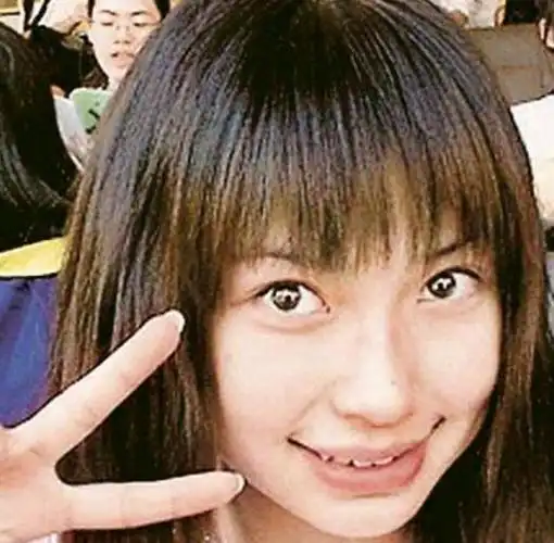 【图】黄晓明baby旧照不堪入目 两人整容前丑照曝光_大陆星闻_明星