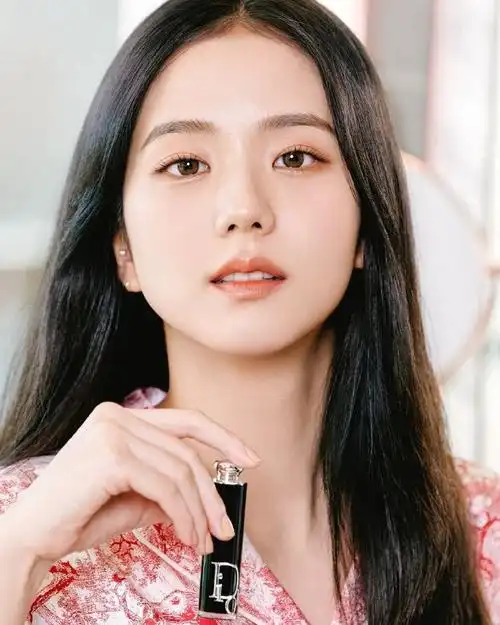 金智秀迪奥全球品牌大使