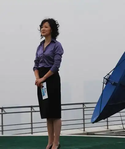 图主持人袁鸣老公是谁晒儿子的菜单直言当妈不易