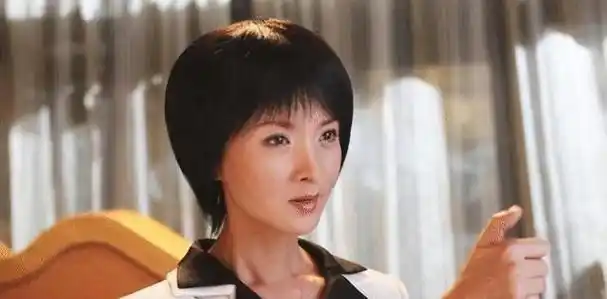 师小红:为了妻子当丁克,为照顾岳父岳母退圈,50岁终于老来得子