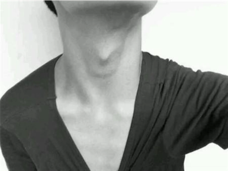 男人的喉结决定性格,喉结过大有这些特点,看看你是不是?