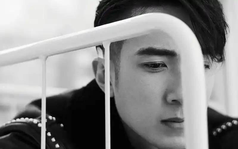 吴尊棱角分明帅气十足写真图片桌面壁纸