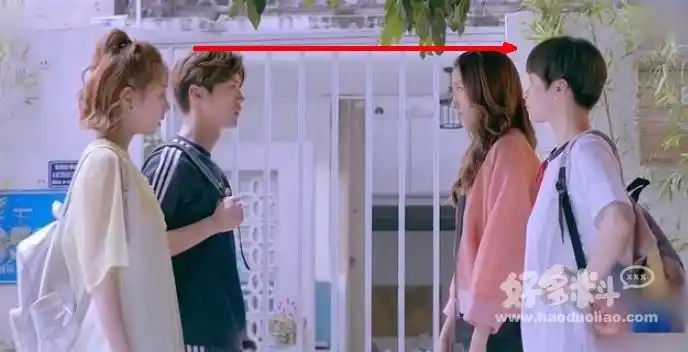 鹿晗身高178cm,关晓彤身高173cm,两个人之间有5cm的差距,但两人同框