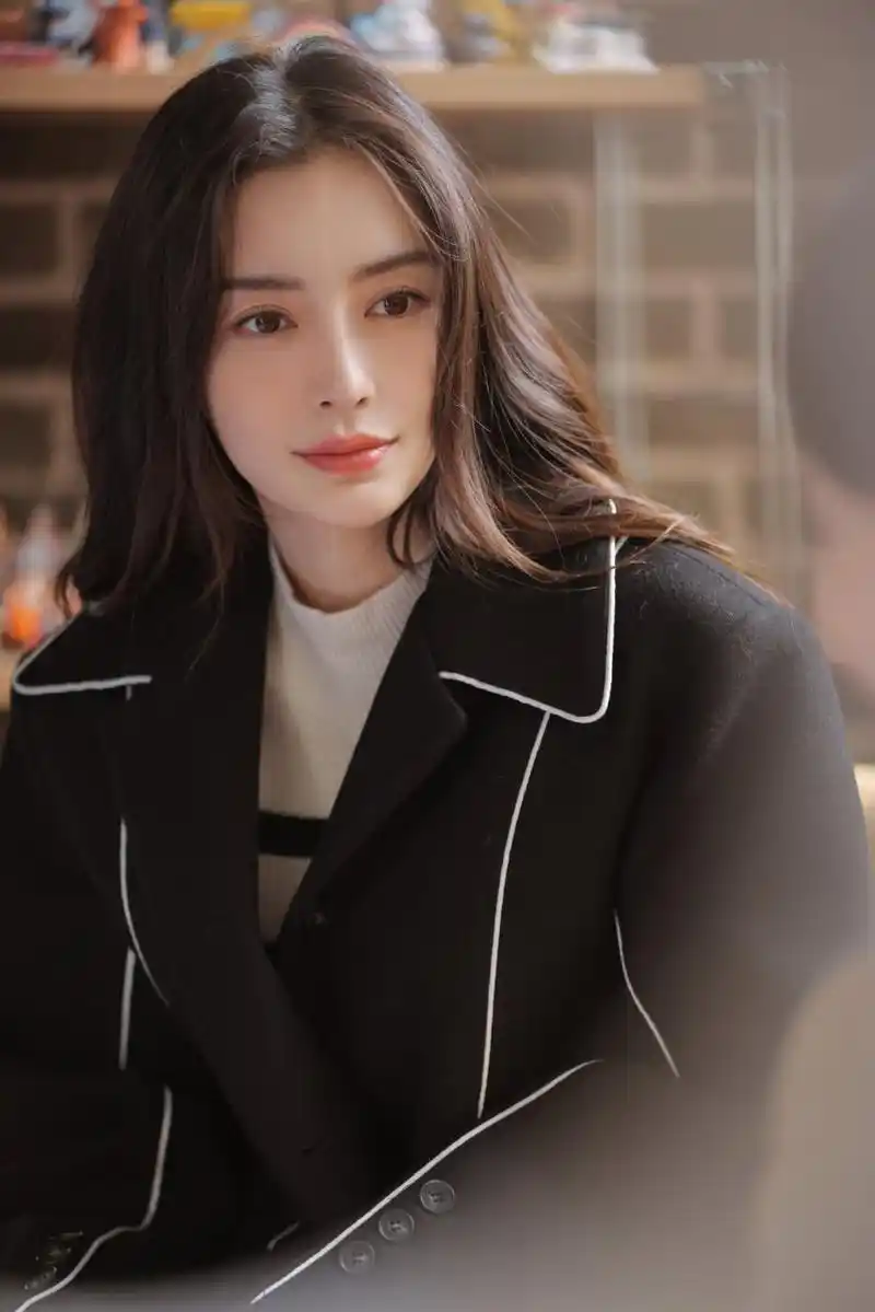 angelababy高清壁纸头像(十七)[亲吻]