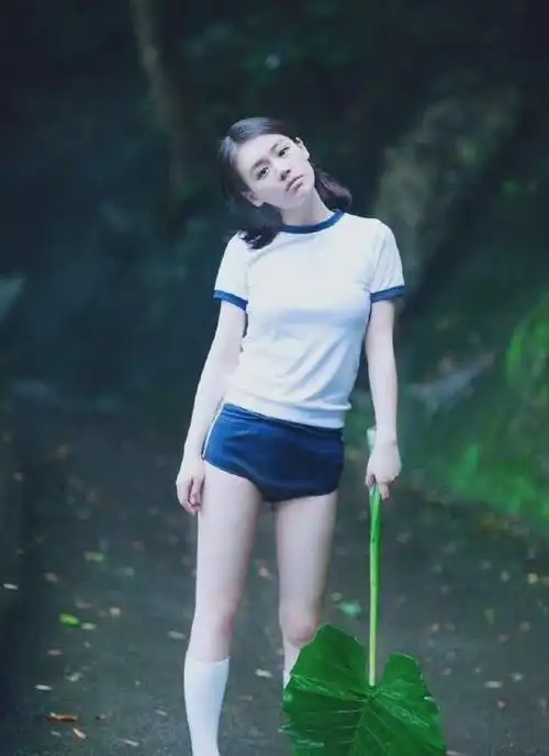 马思纯年少时青春写真