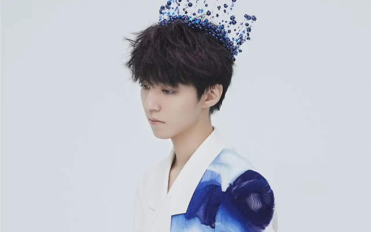 王俊凯个性帅气写真图片桌面壁纸