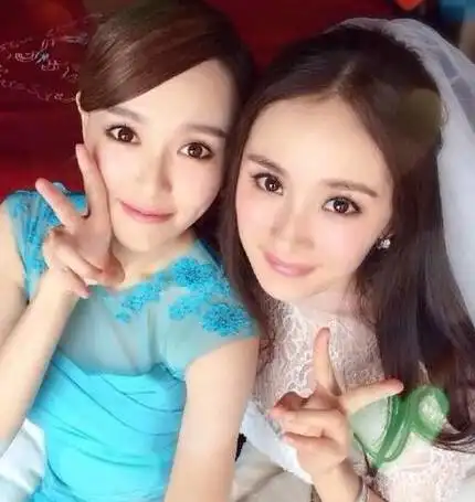 【图】赵丽颖杨颖杨幂的合照有吗? 新出炉的四小花旦袭来