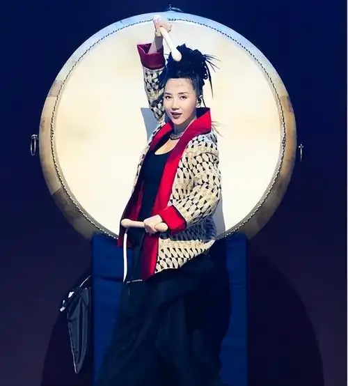 万茜争议后隐身,王心凌转瞬即逝_腾讯新闻