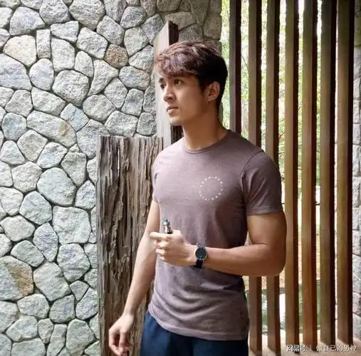 马来西亚新晋帅哥小生ezaidiaziz