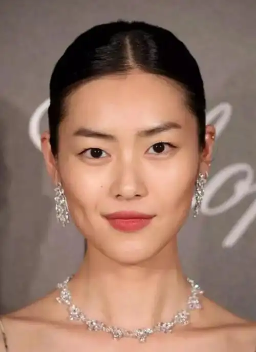 女人常见的5种脸型:瓜子脸,鹅蛋脸是美女,最后一个影响颜值