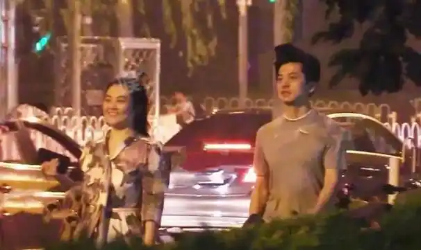 歌曲传奇的背后李健和小贝壳是如何把婚姻过成传奇的