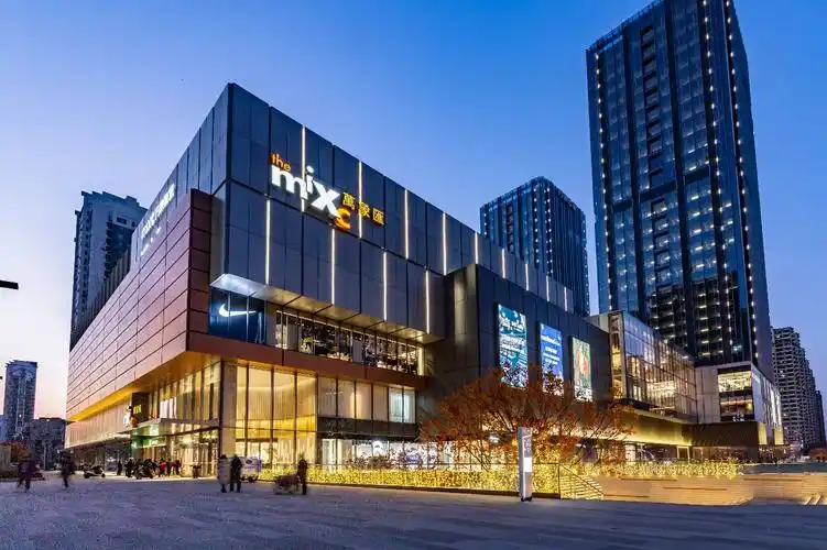 重回黄金时代时间自有答案沈阳长白万象汇一周年庆典启幕