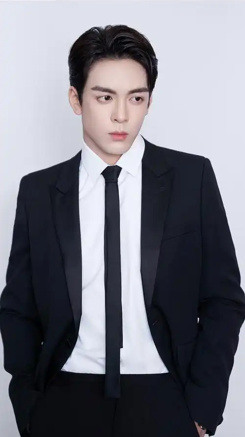 曾舜晞帅气写真手机壁纸