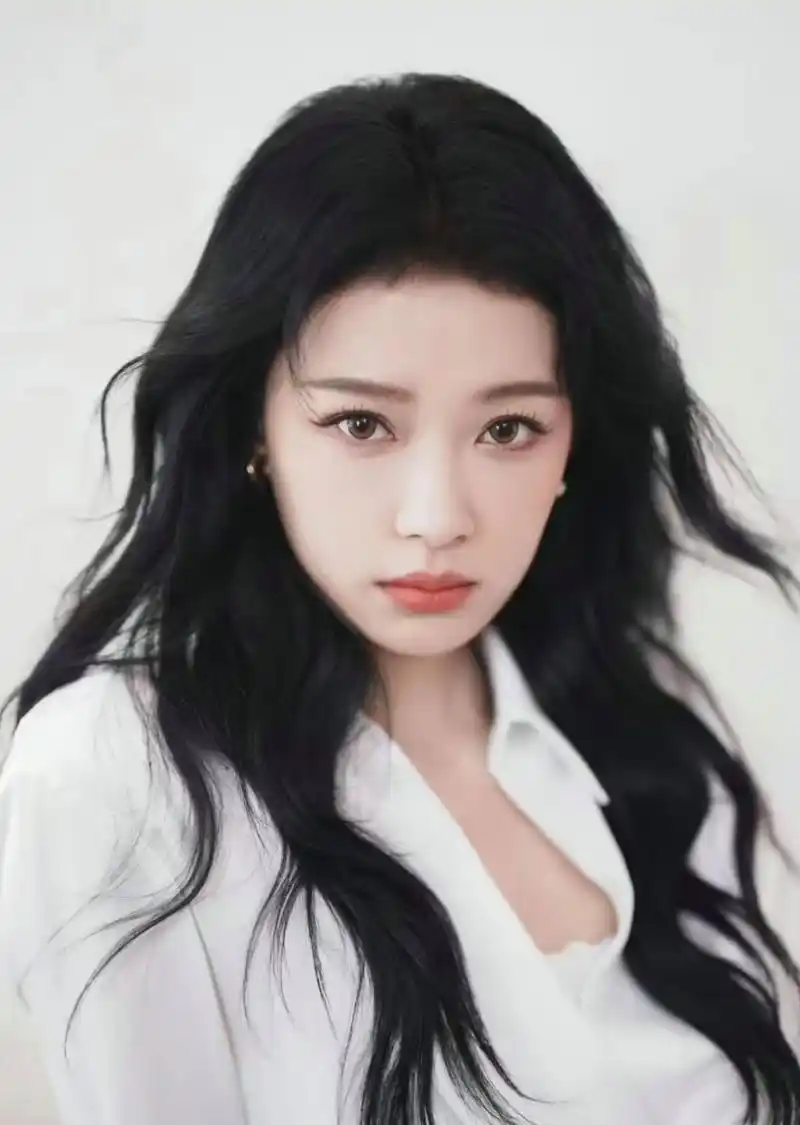 美女# #明星生图大赏# 孙怡这身材和颜值真是绝了,我不信有哪个男的