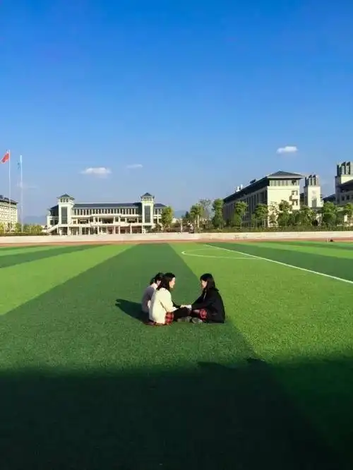 首届我眼中的最美校园手机摄影大赛来了这些教师的作品名次由你说了算