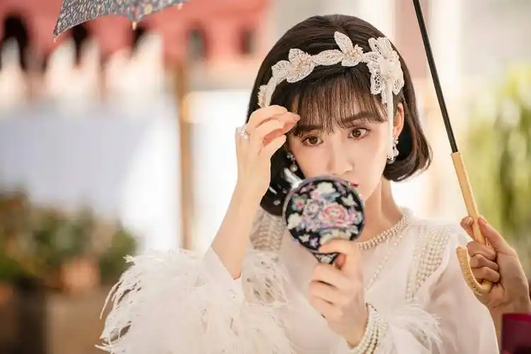 陈欣予一见倾心短发造型荧幕首秀俏皮呆萌青涩甜美