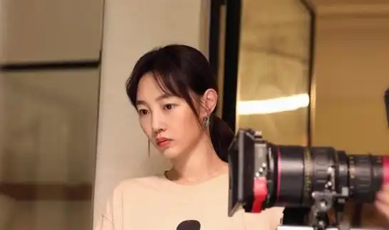 有一种"差距"叫白百何跟陈羽凡,离婚九年后,两人现状差距太大