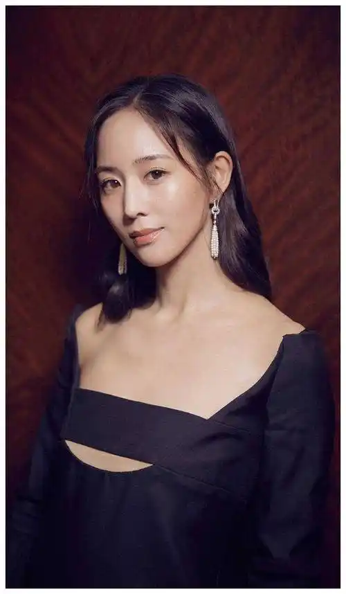 湾湾最美的第一女星41岁张钧甯真正的尤物惊艳亮相