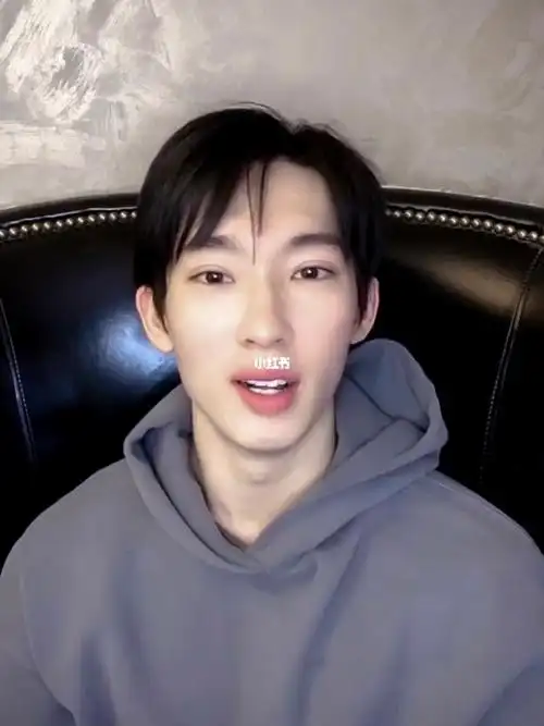 大连探店首尔大头贴于家翊的勇气