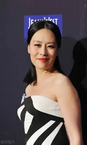 邬君梅风韵成熟太美了