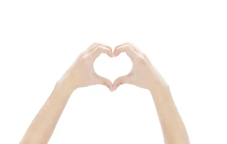 素材白底手势比心心形爱心人物手势双手比心白底手势两个人比心心形