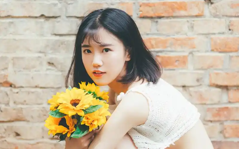 短发日系小清新女生高清图片桌面壁纸,美女壁纸,养眼,性感,可爱,甜美