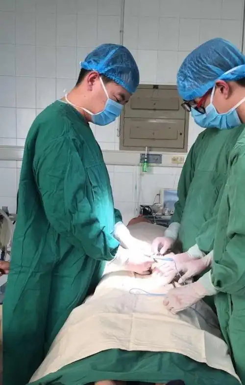 韩式无痕包皮环切微创术 我们更专业!