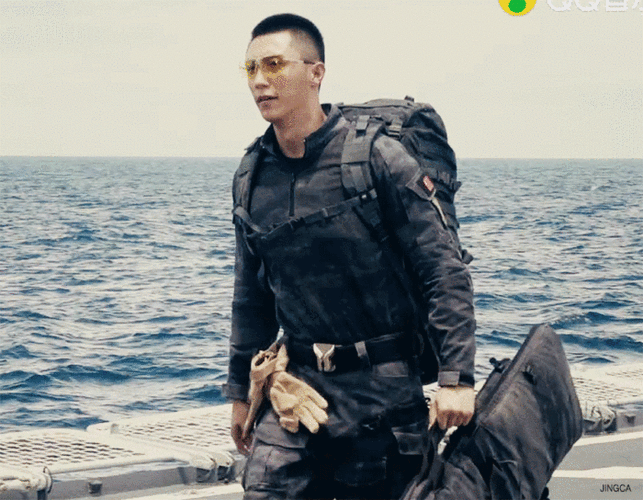 娱乐圈这7位"硬汉"接班人,个个一身正气,欧豪,韩东君在列