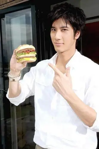 顶级帅哥们的白衬衫合辑