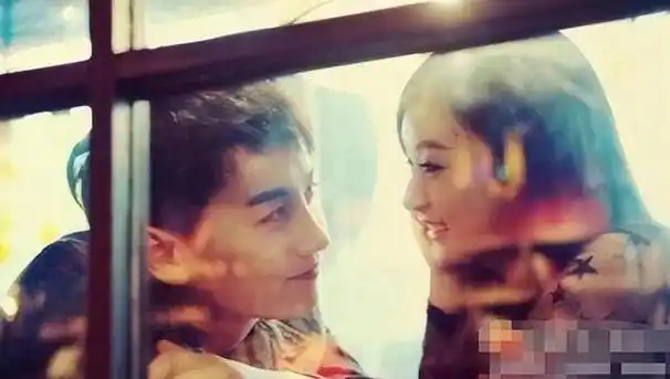 意难平赵丽颖10年前开的一枪10年后正中陈晓眉心