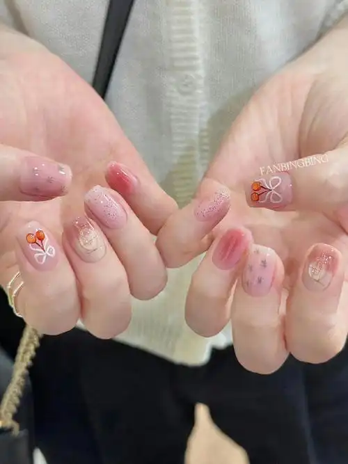 适合夏天的小清新美甲 95