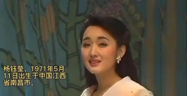 赖文峰出狱后照片流出娶小23岁美貌娇妻素颜照完胜前任杨钰莹