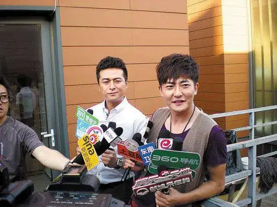 郭京飞自爆与陆毅是连襟不叫姐夫叫老陆