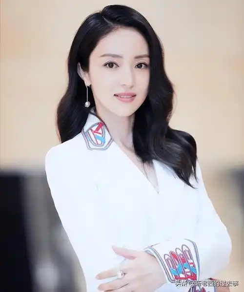 董璇当初果断救男子于危难之中,分手四年后,她现在后悔了吗_机会_女儿