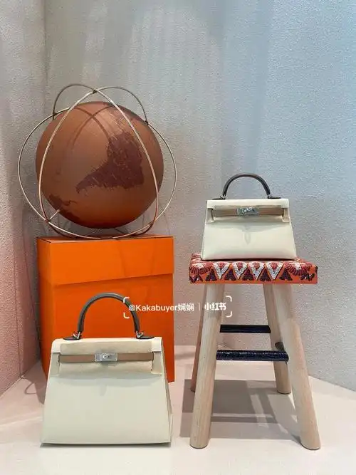 单方面宣布这是全网最奶的三拼色