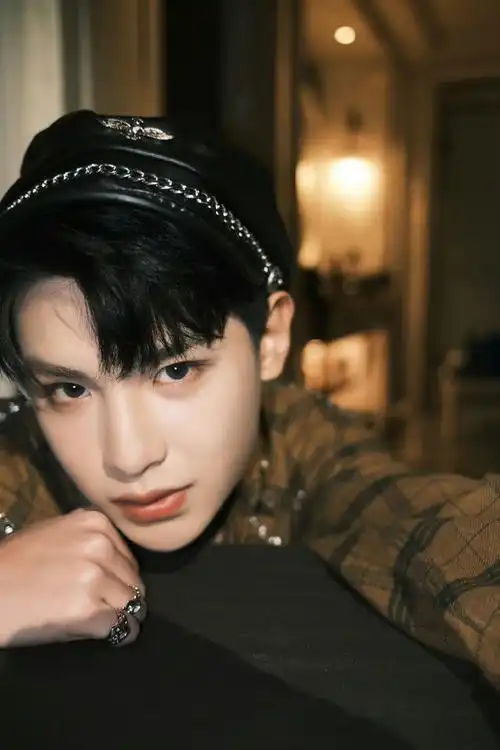 黄明昊蛋仔派对品牌大使##黄明昊新ep一人之众##黄明昊