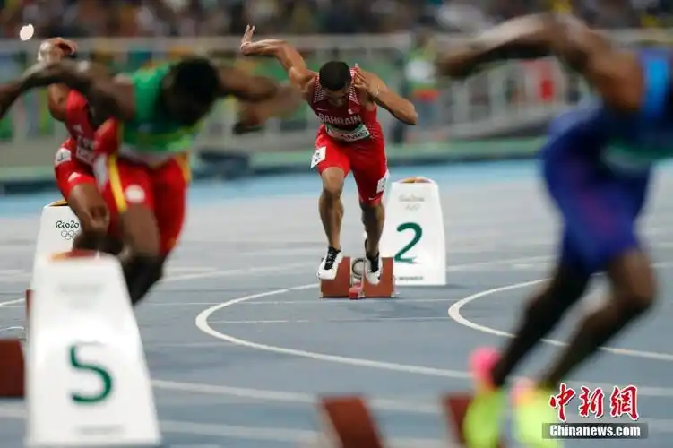 里约奥运男子400米范尼凯克破世界纪录夺金