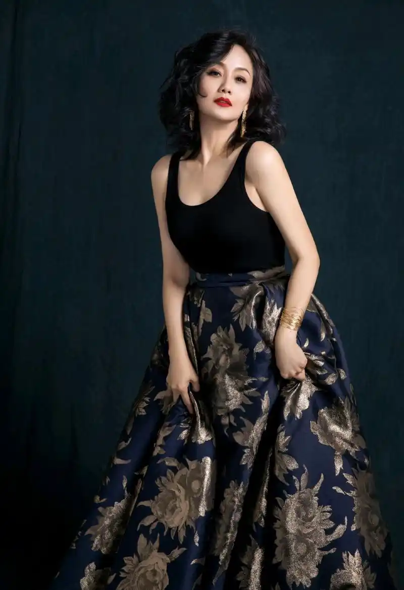 明星写真美图|李颖