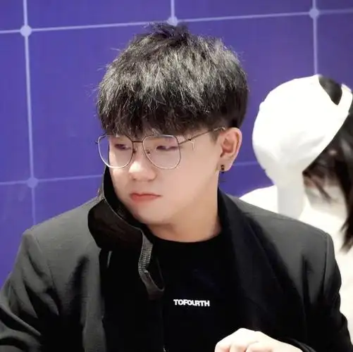 是谁吃东西那么可爱吖喔原来是我们羊仔