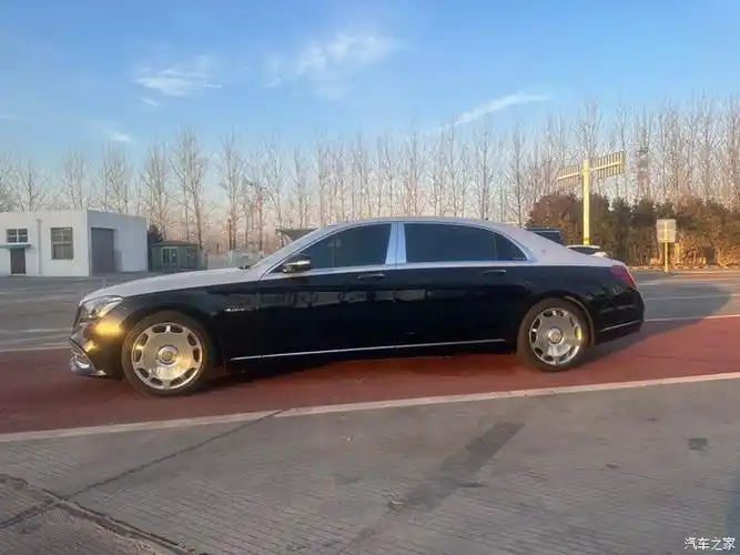 17年迈巴赫s400l全车车衣全车仅两个做漆实表11万