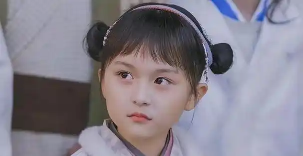 小童星刘楚恬,从5岁就走红,《芈月传》中的出色表演让人称她为"演技