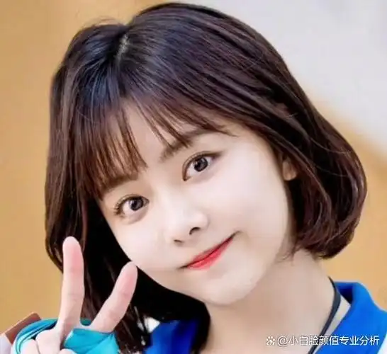 整形医生:幼态脸天花板谭松韵,为何不够精致的鼻子反而加分