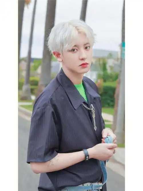 精灵灿烈绝美手机壁纸