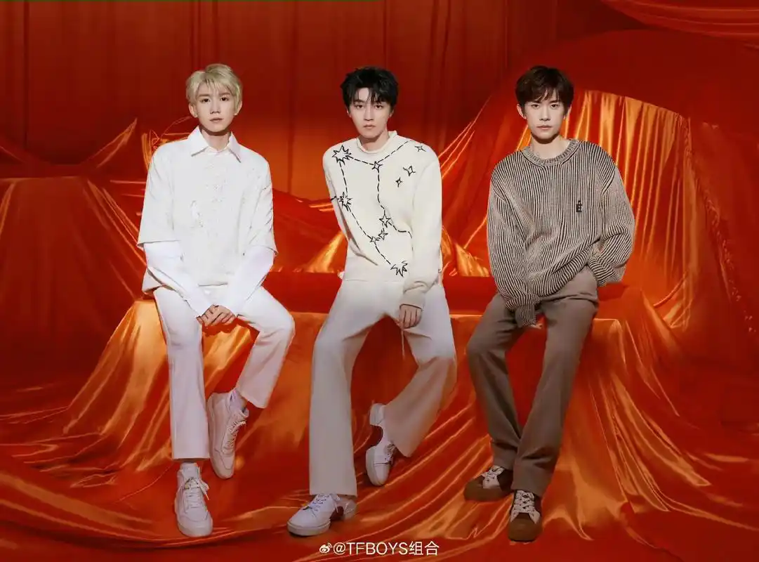 新鲜出炉的照片#tfboys@tfboys组合 - 抖音