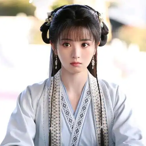 2022已接近尾声,该是来盘点一下古装剧中美艳动人女主角的时候了.